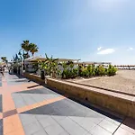 Tropico Carihuela View & Parking * Торремолинос