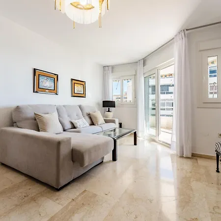 Tropico Carihuela View & Parking