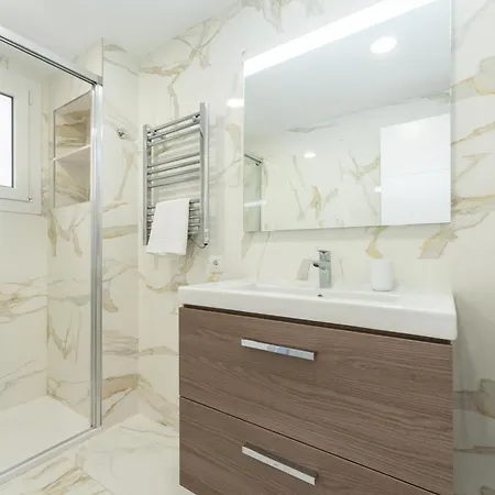 Tropico Carihuela View & Parking 公寓 托雷莫利诺斯